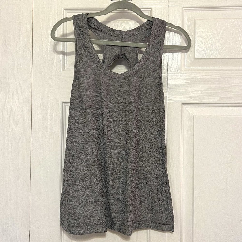 Athleta Nitro Heather Athletic Tank Top with Keyhole Back in Grey Heather